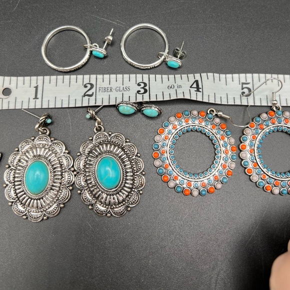 Lot 5 pairs western southwestern style earrings silver tone turquoise color - Picture 3 of 11